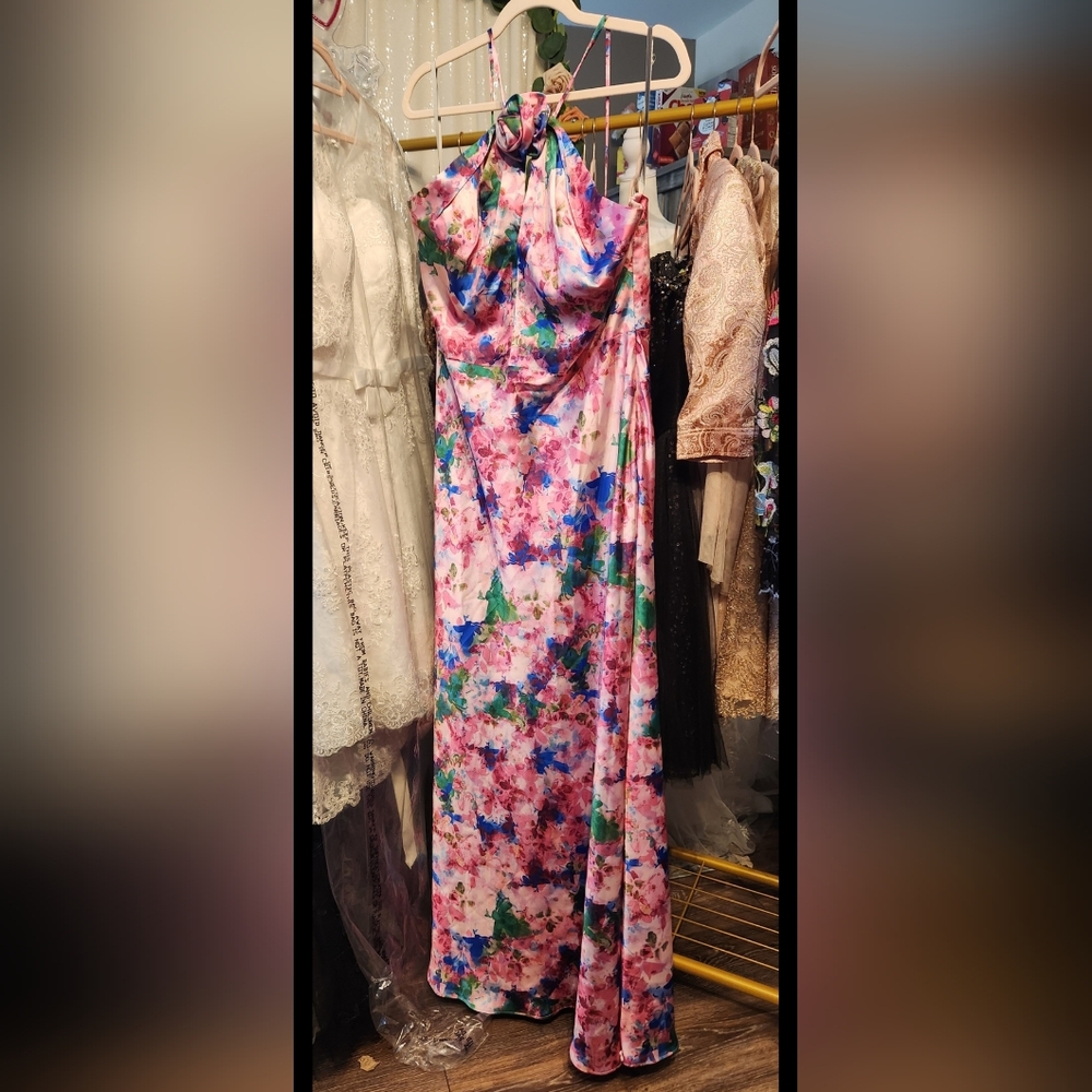 Monique Lhuillier Waterlily Floral Satin Halter Dress NWT - Picture 8 of 11